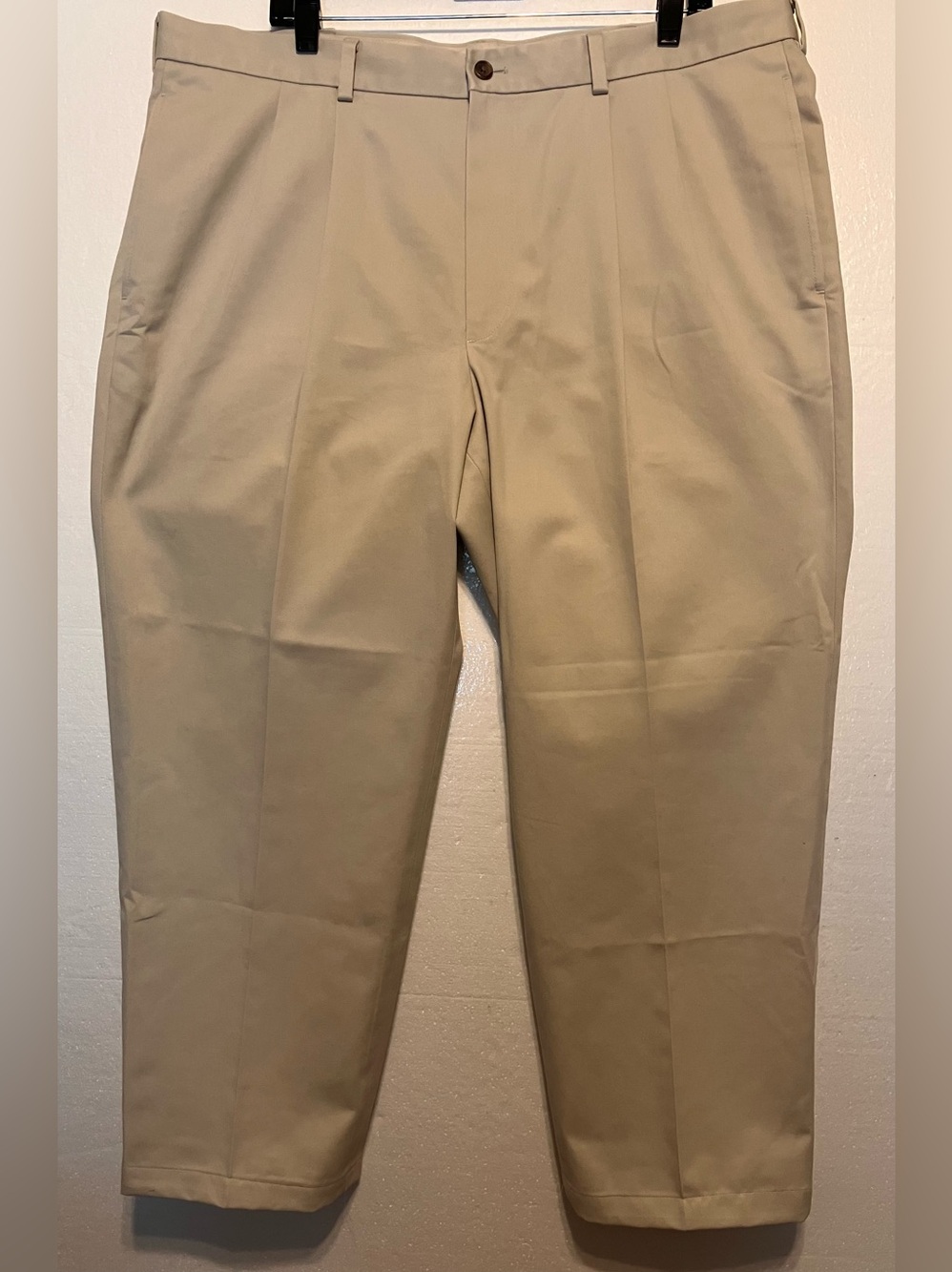 Brooks Brothers Men's 40x30 Thompson Chinos in Khaki Tan